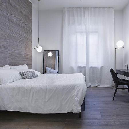 Suite Vogue Espresso Voghera Zewnętrze zdjęcie